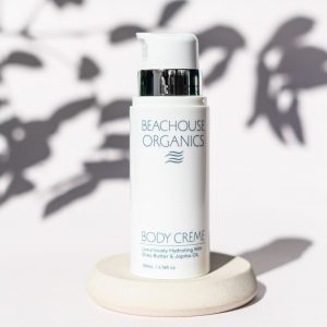 organic body crème with natures butters and skin illuminating oils.